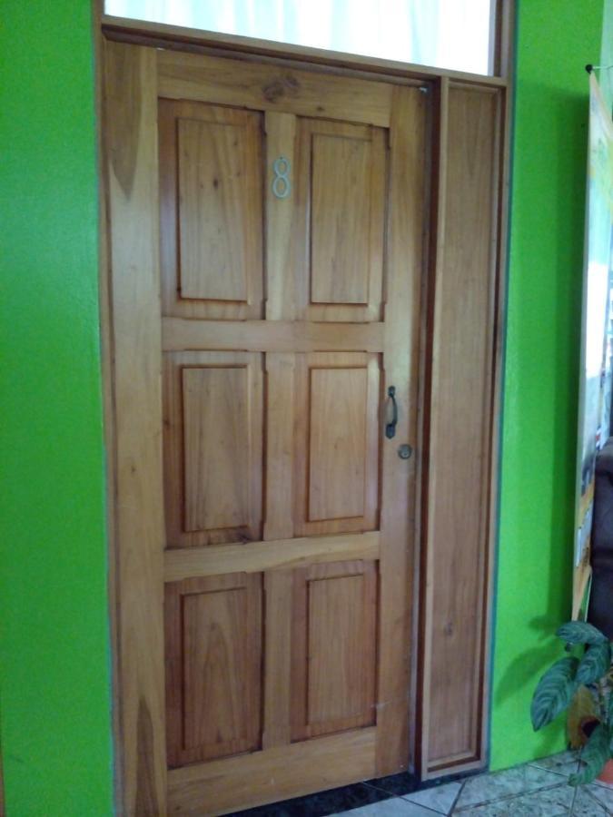La Pension Backpackers La Fortuna Bagian luar foto